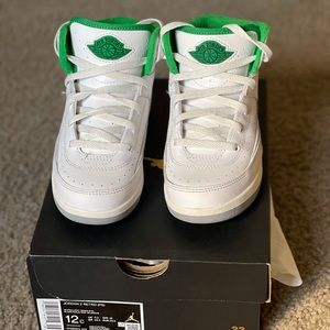 Jordan 2 Retro